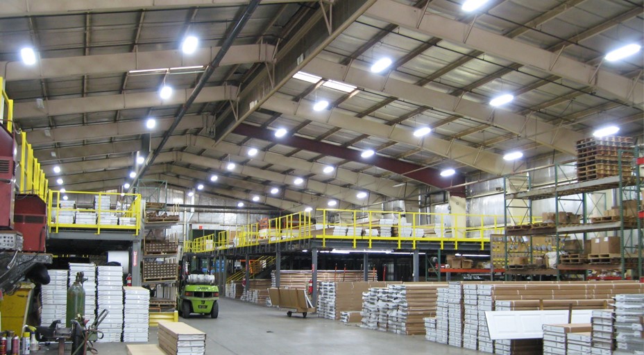 Nhà xưởng được lắp đặt hệ thống đèn LED Highbay
