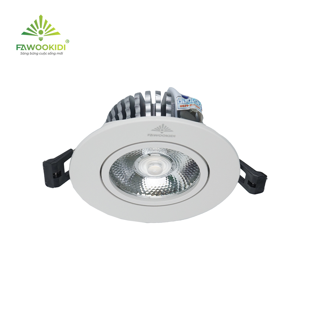 Den-Spotlight-am-tran-FK-SP109.jpg2