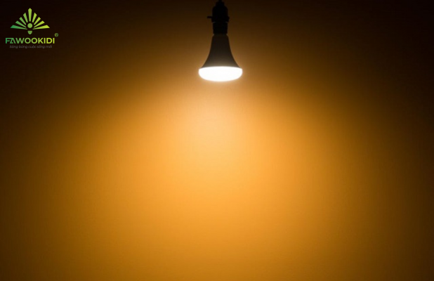 đèn LED ánh sáng vàng